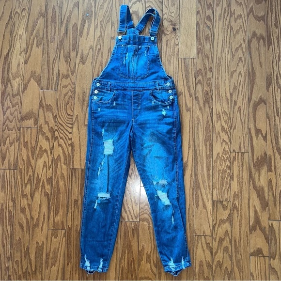 Almost Famous Denim - Almost Famous Medium Wash Distressed Skinny Denim Overalls Size 5
